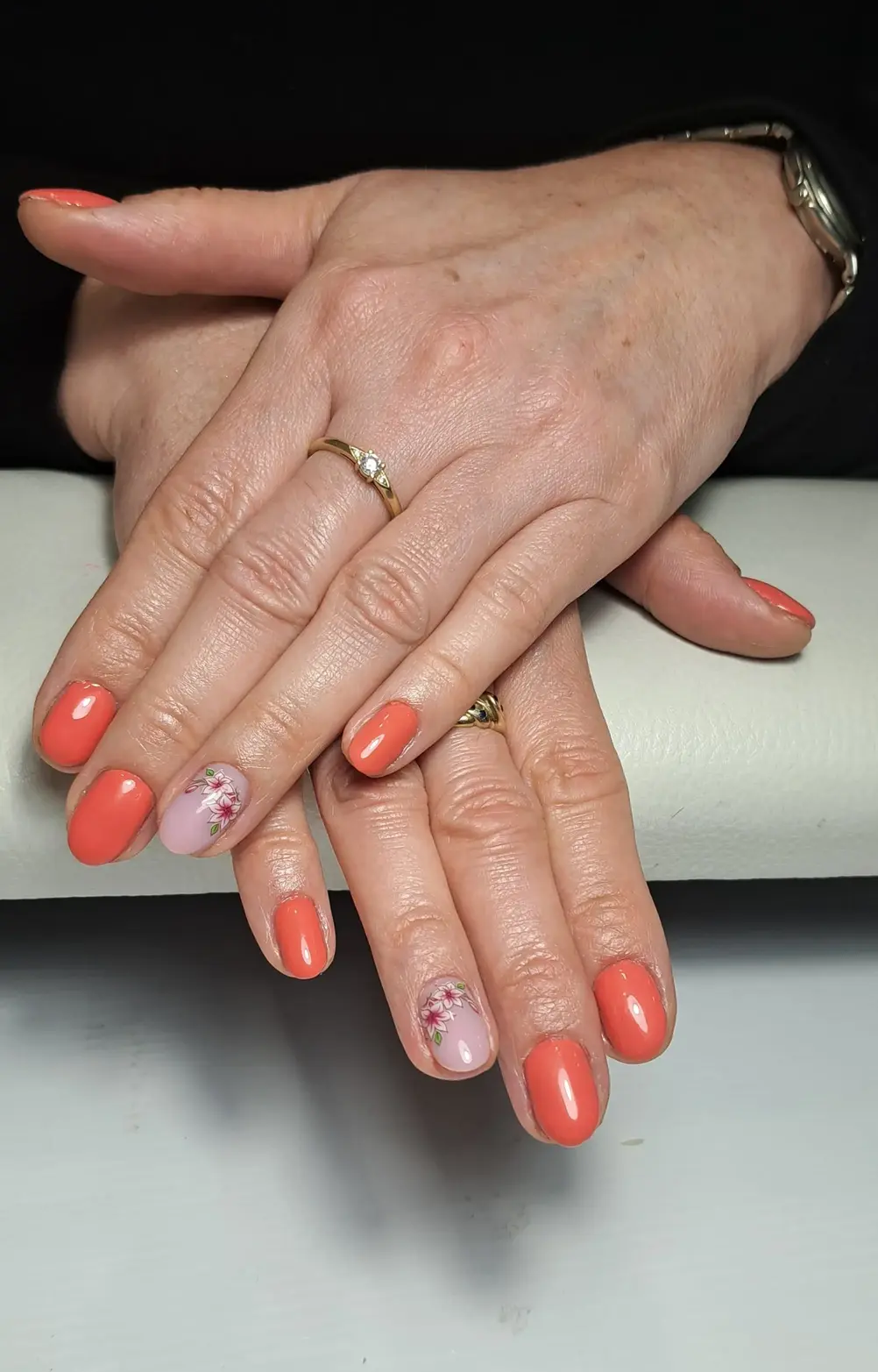 Gél lakk virágos matricával